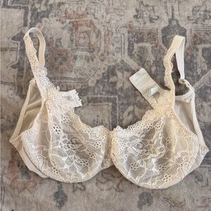 Olga Lace Underwire Bra - Cream